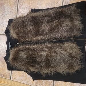 ADRIANNA Papell faux fur sweater vest EUC women's small black zip front